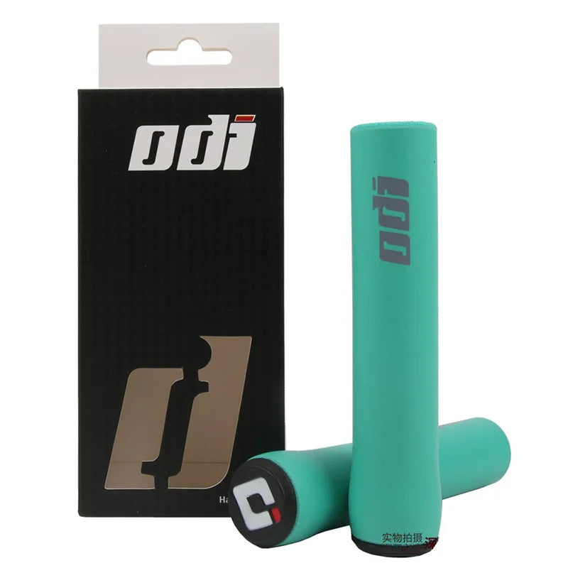 2Pcs Silicone Cycling Grips