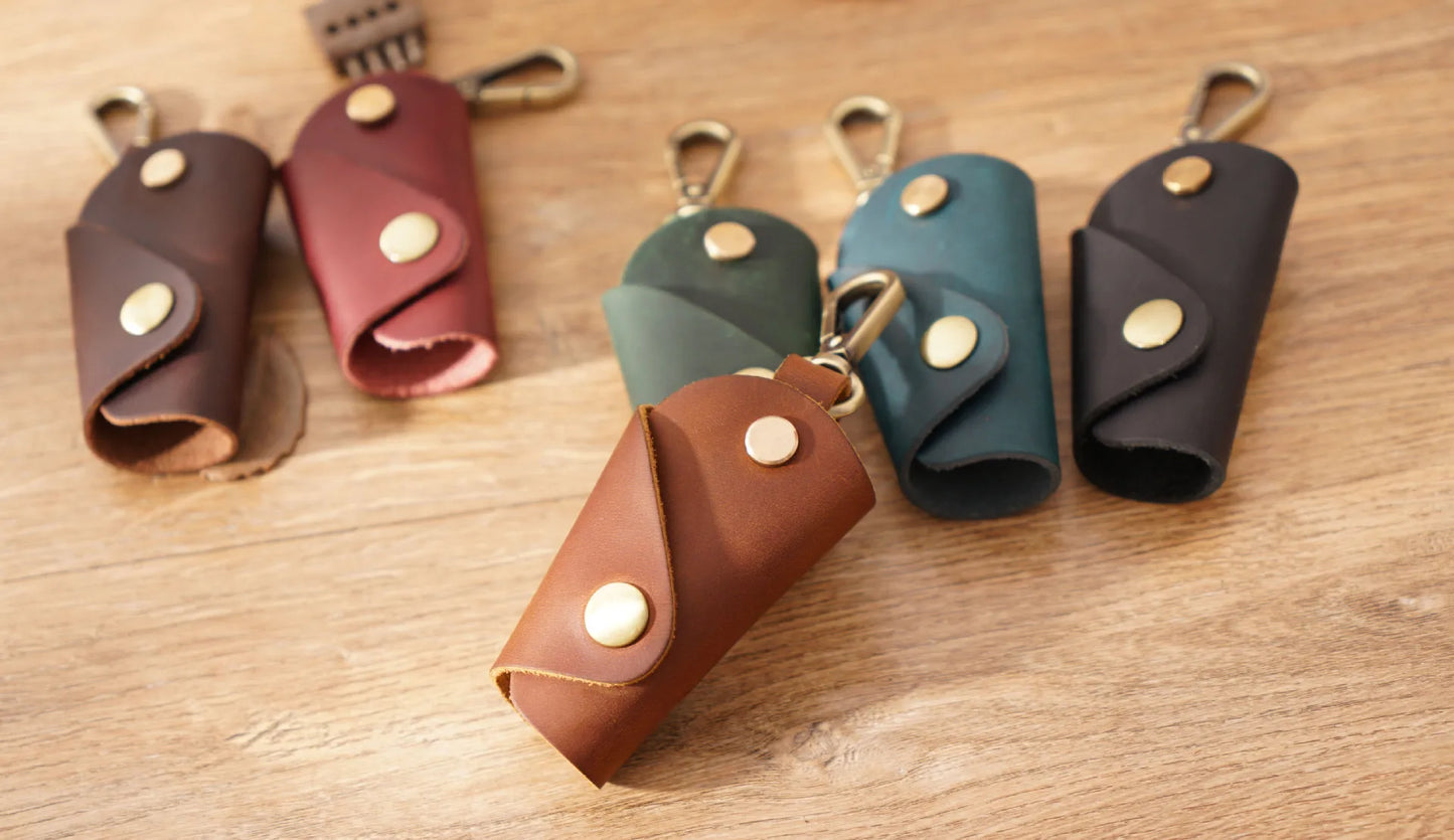 Vintage Car Key Case Organizer