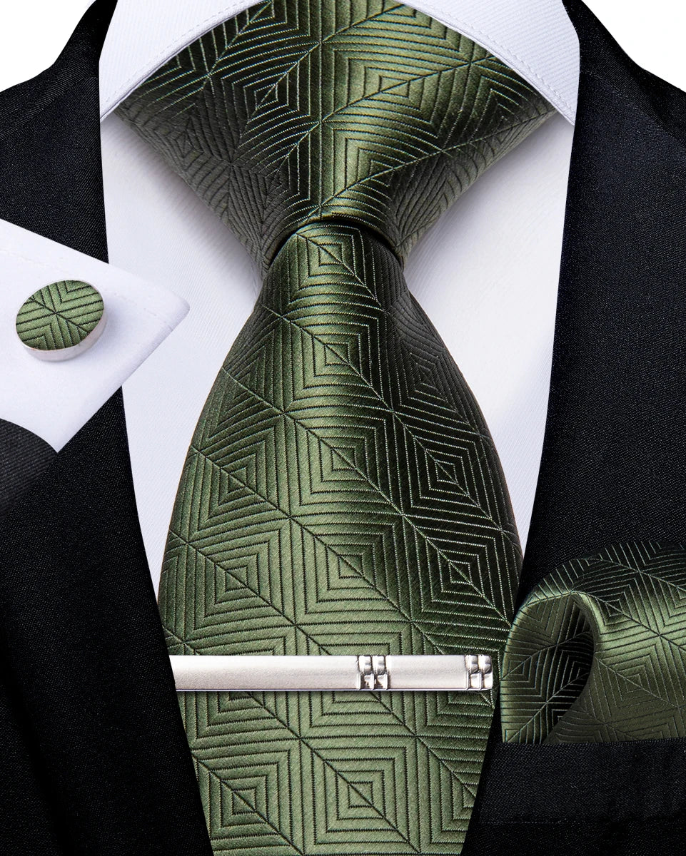Men's Tie Set with Clip 8cm Necktie Handkerchief Cufflinks