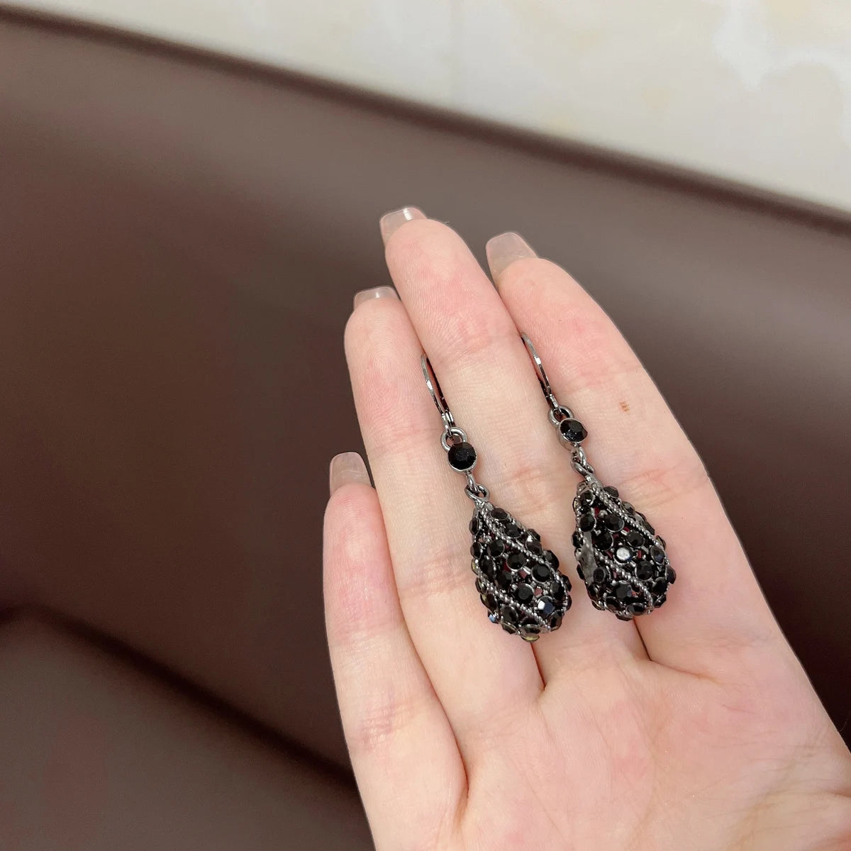 Luxury Black Crystal Drop-Shaped Earrings