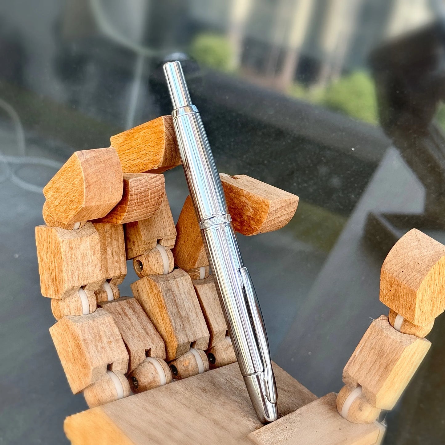 Fountain Pen Retractable EF/F Nib Metal With Clip