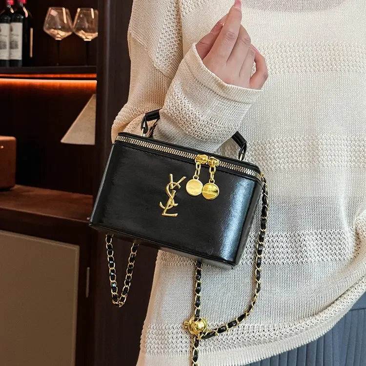  Pearl Shoulder Bag