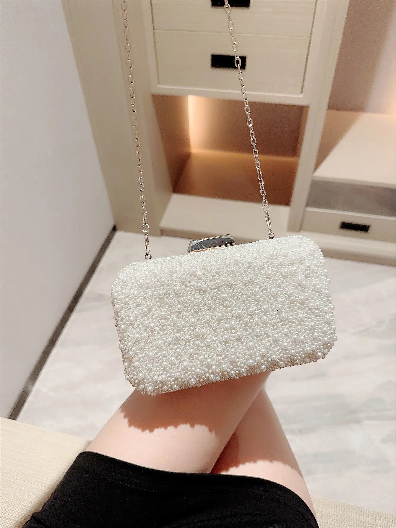 Pearl Square Box Type Evening Bag