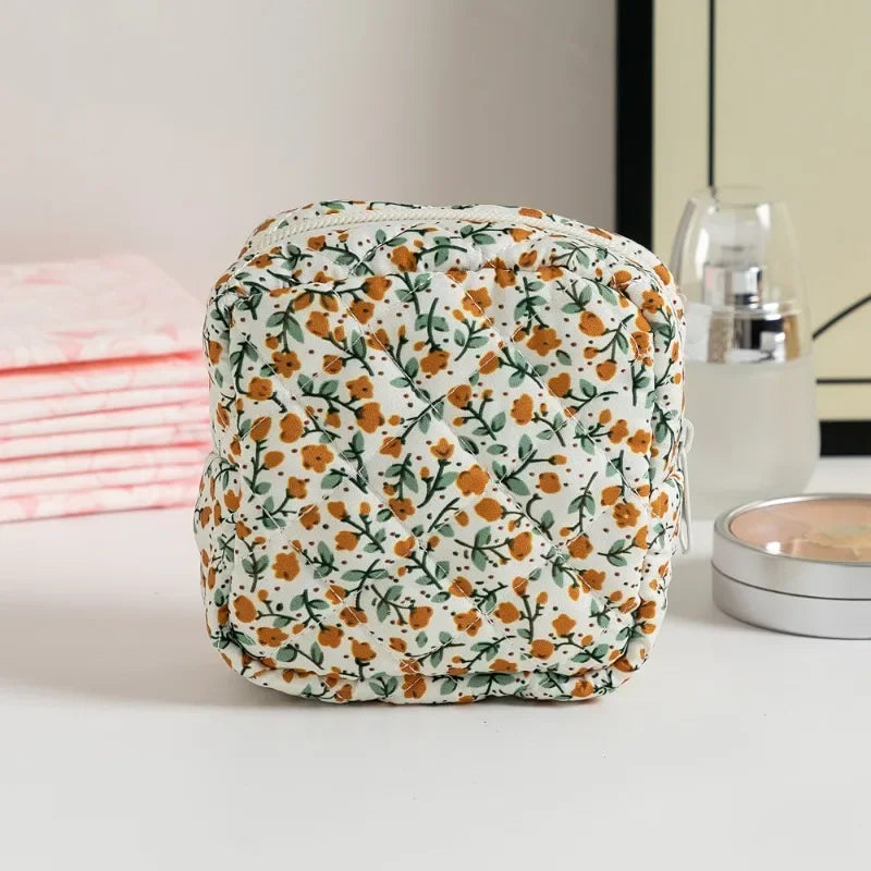 Heart Print Feminine Hygiene Storage Pouch
