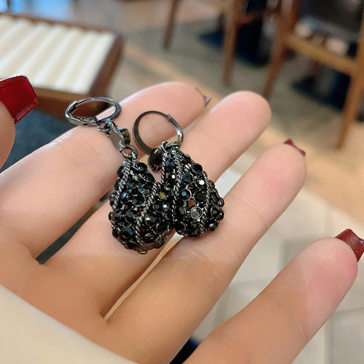 Luxury Black Crystal Drop-Shaped Earrings