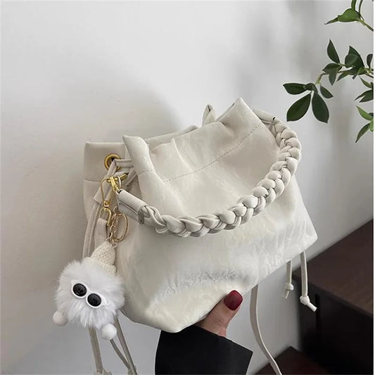 Women’s Medium Bucket Tote Bag