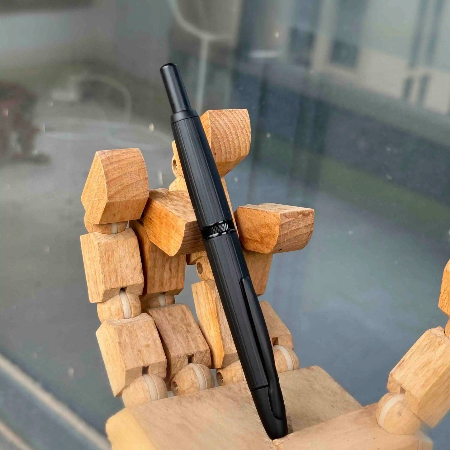 Fountain Pen Retractable EF/F Nib Metal With Clip