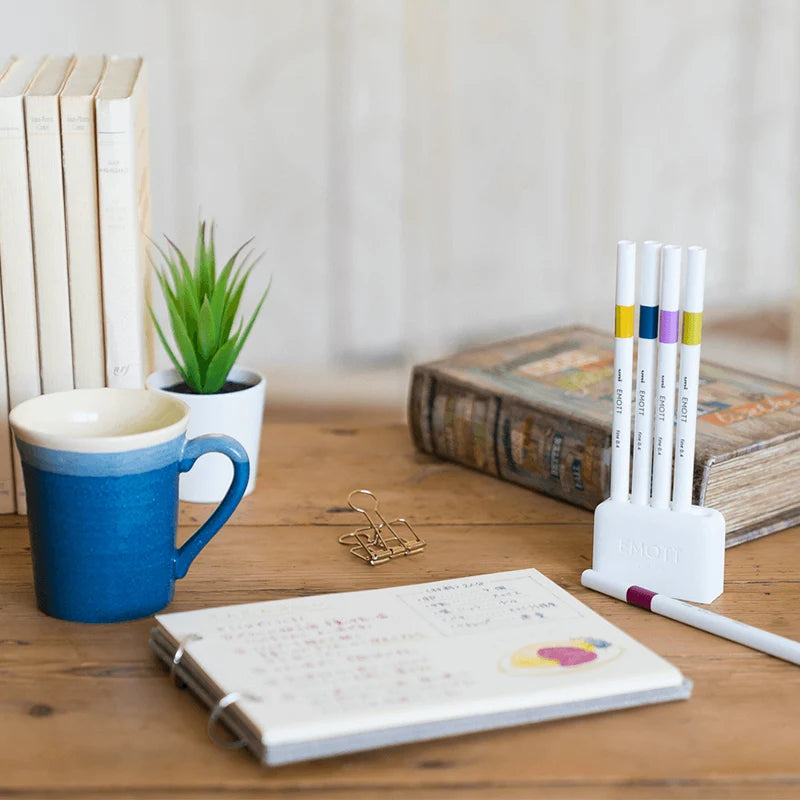 5pc Uni EMOTT Fiber Marker Pen water-based