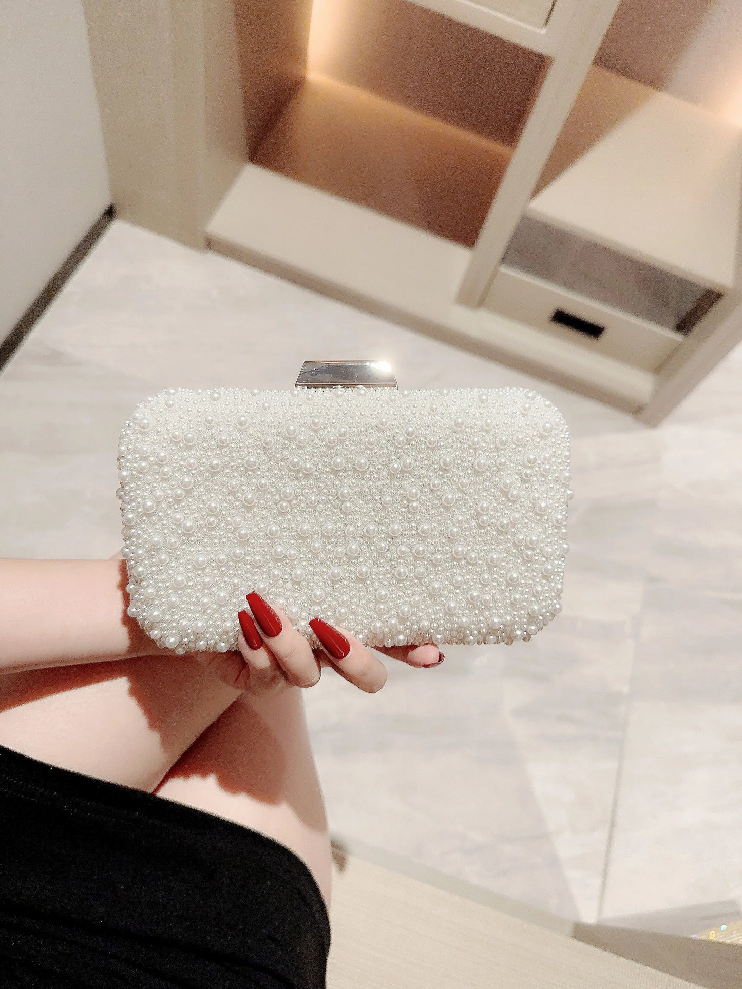 Pearl Square Box Type Evening Bag