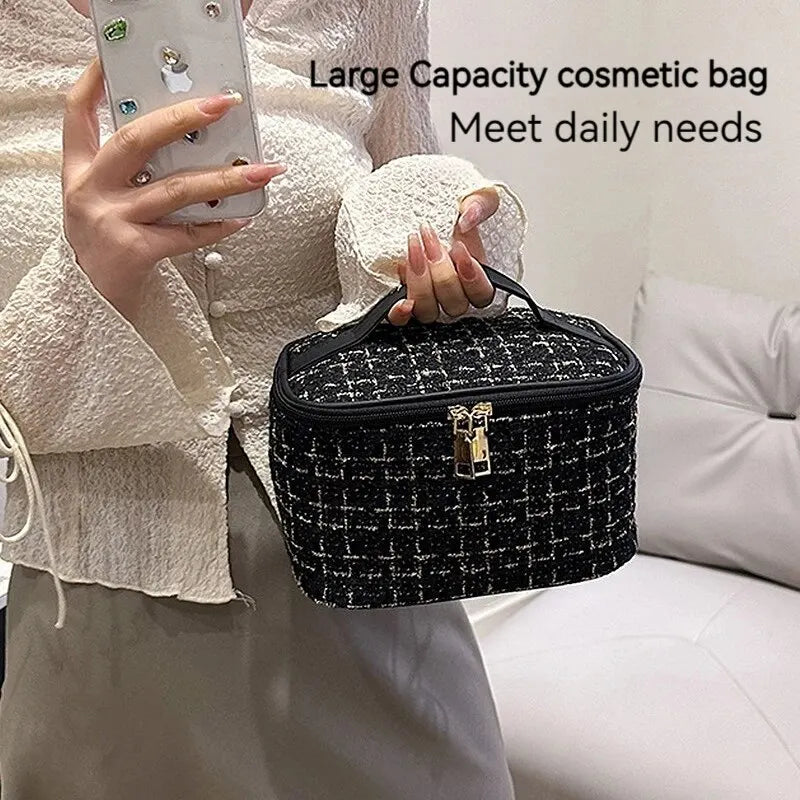 Large Capacity Portable Cosmetic Bag