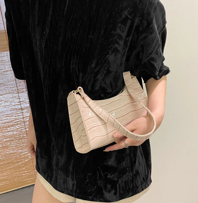 Alligator Pattern PU Leather Baguette Shoulder Bag