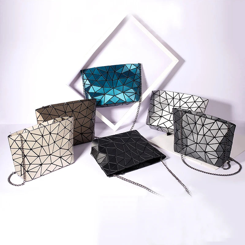 Geometric Chain Crossbody Shoulder Bag