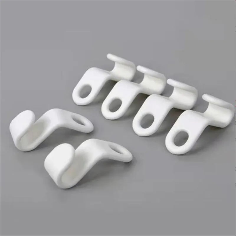 Cascading Hanger Connector Hooks