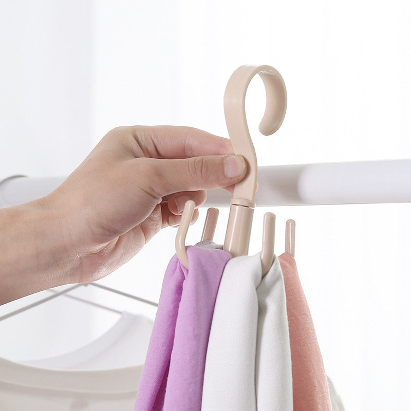 Space Saving Rotated Hanger Hooks