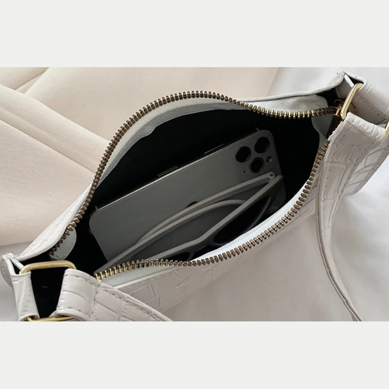 Alligator Pattern PU Leather Baguette Shoulder Bag
