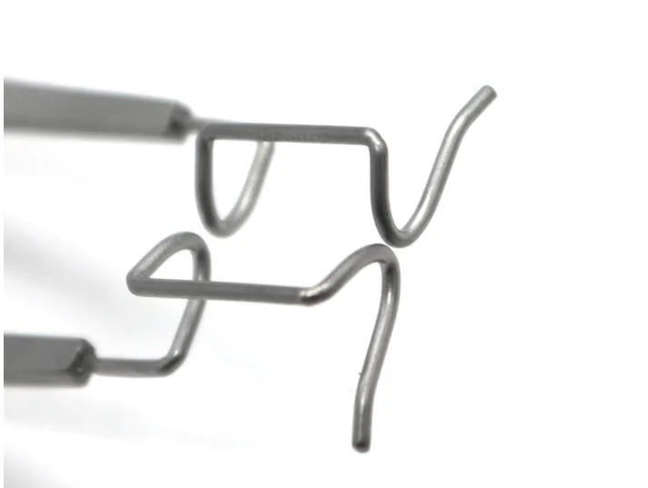 Titanium Eyelid Retractor (Blepharostat)
