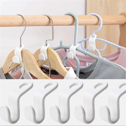Cascading Hanger Connector Hooks