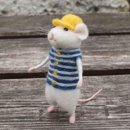 Lovely Mouse Handmade Animal Toy Doll