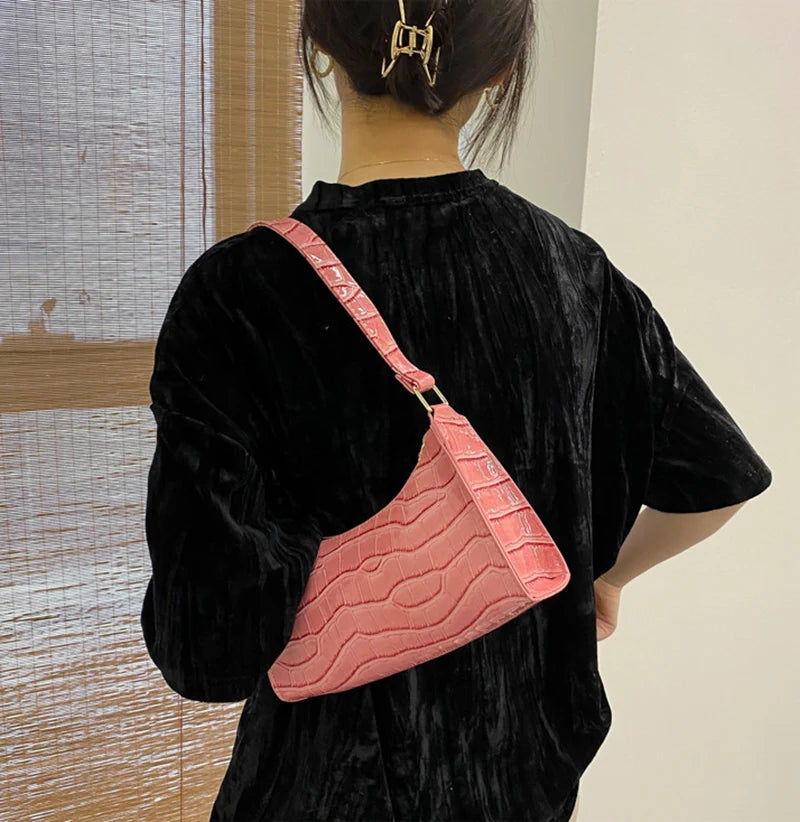 Alligator Pattern PU Leather Baguette Shoulder Bag