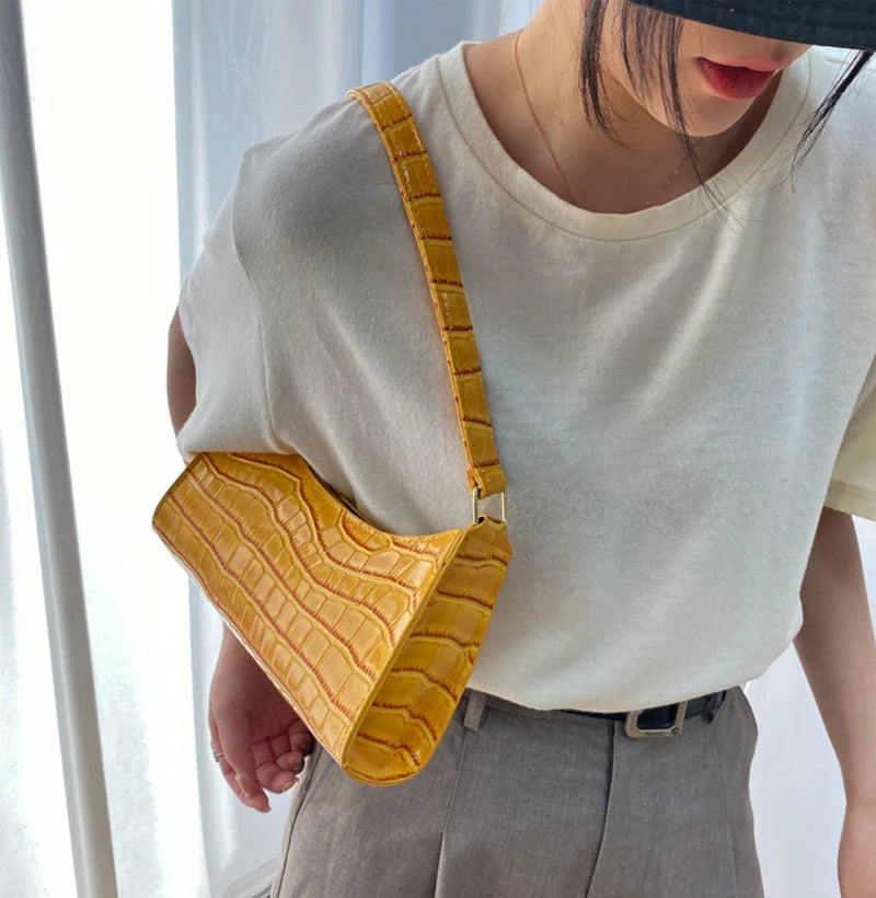 Alligator Pattern PU Leather Baguette Shoulder Bag