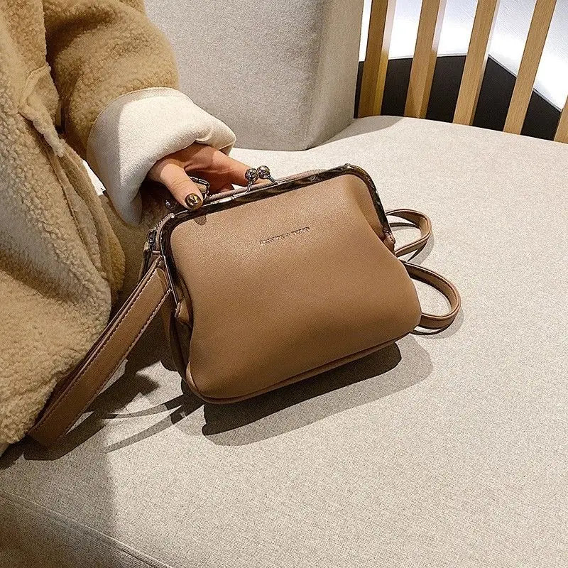 Vintage Leather Crossbody Handbag
