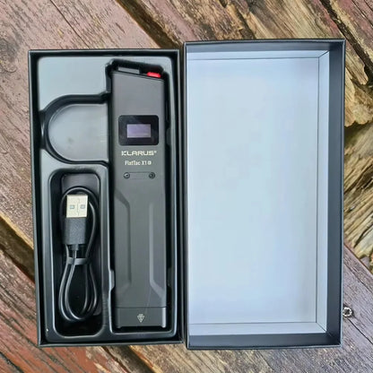 Ultra-Thin OLED Rechargeable Flashlight