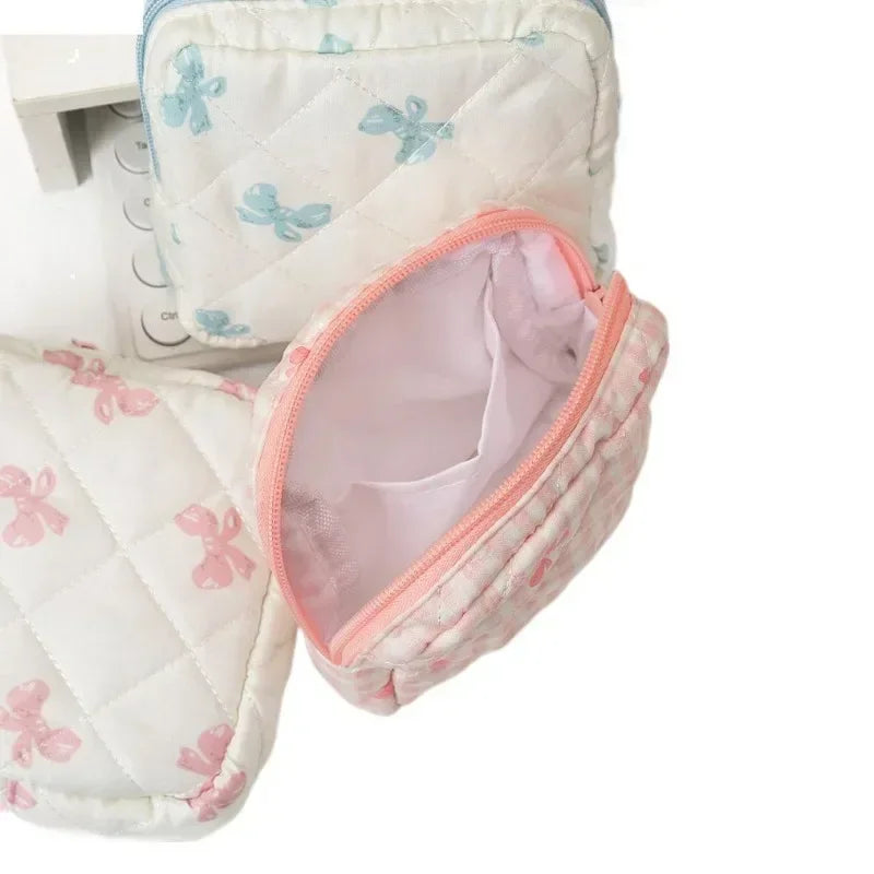 Heart Print Feminine Hygiene Storage Pouch