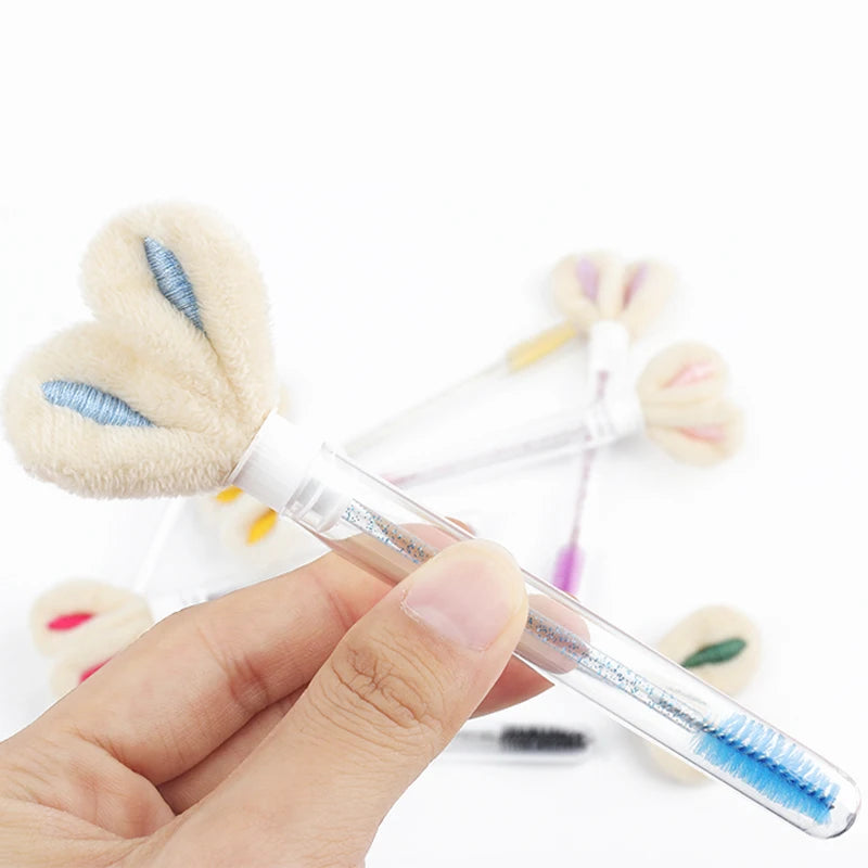 Tube Eyelash Brush Set