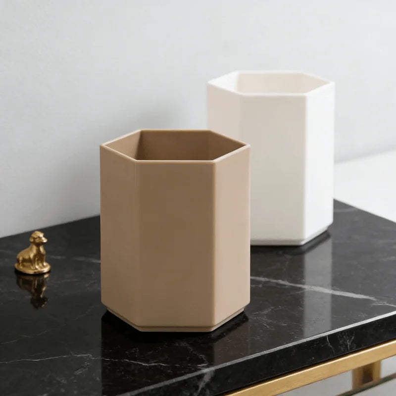 Minimalist Desktop Pen Holder