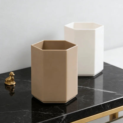Minimalist Desktop Pen Holder
