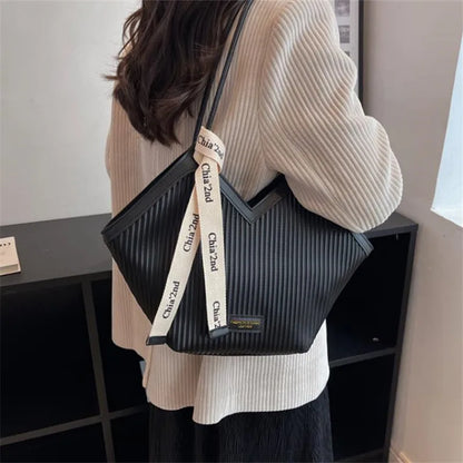 Love Design Large Capacity Tote Bag