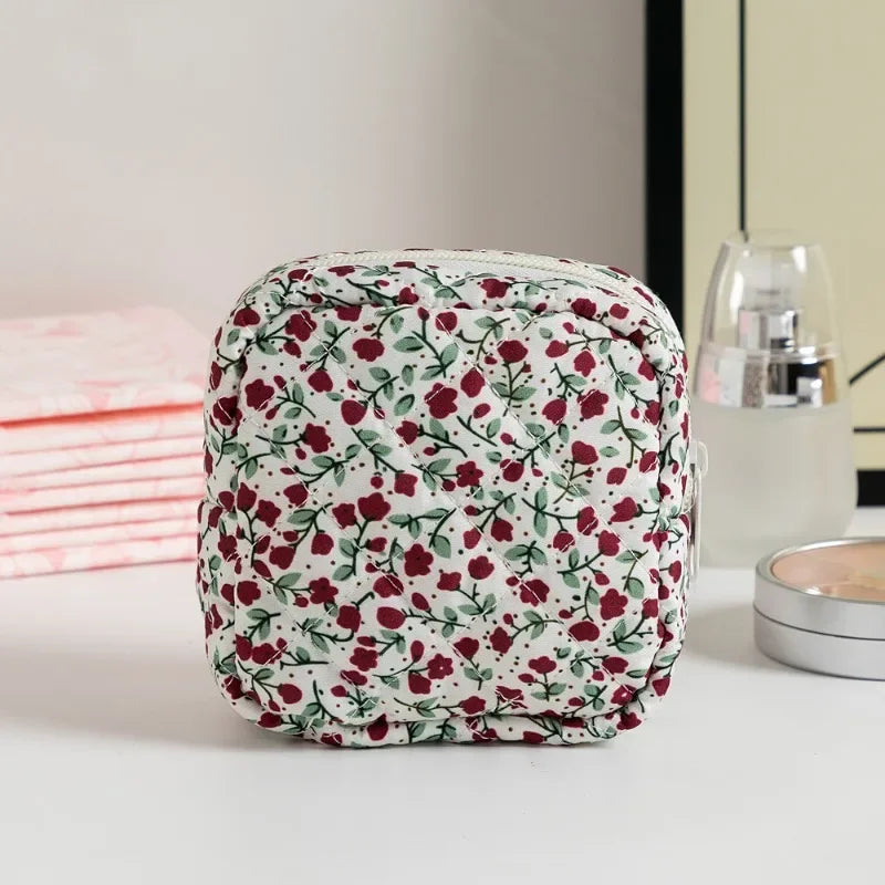 Heart Print Feminine Hygiene Storage Pouch
