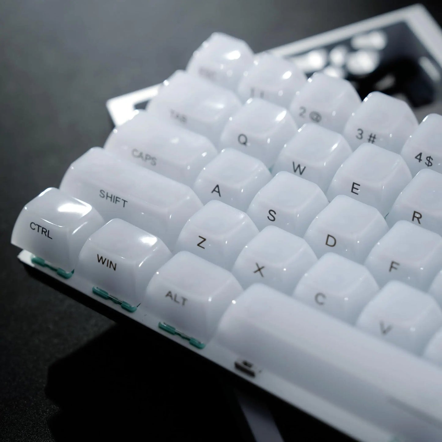 Creamy White Transparent RGB Keycap Set