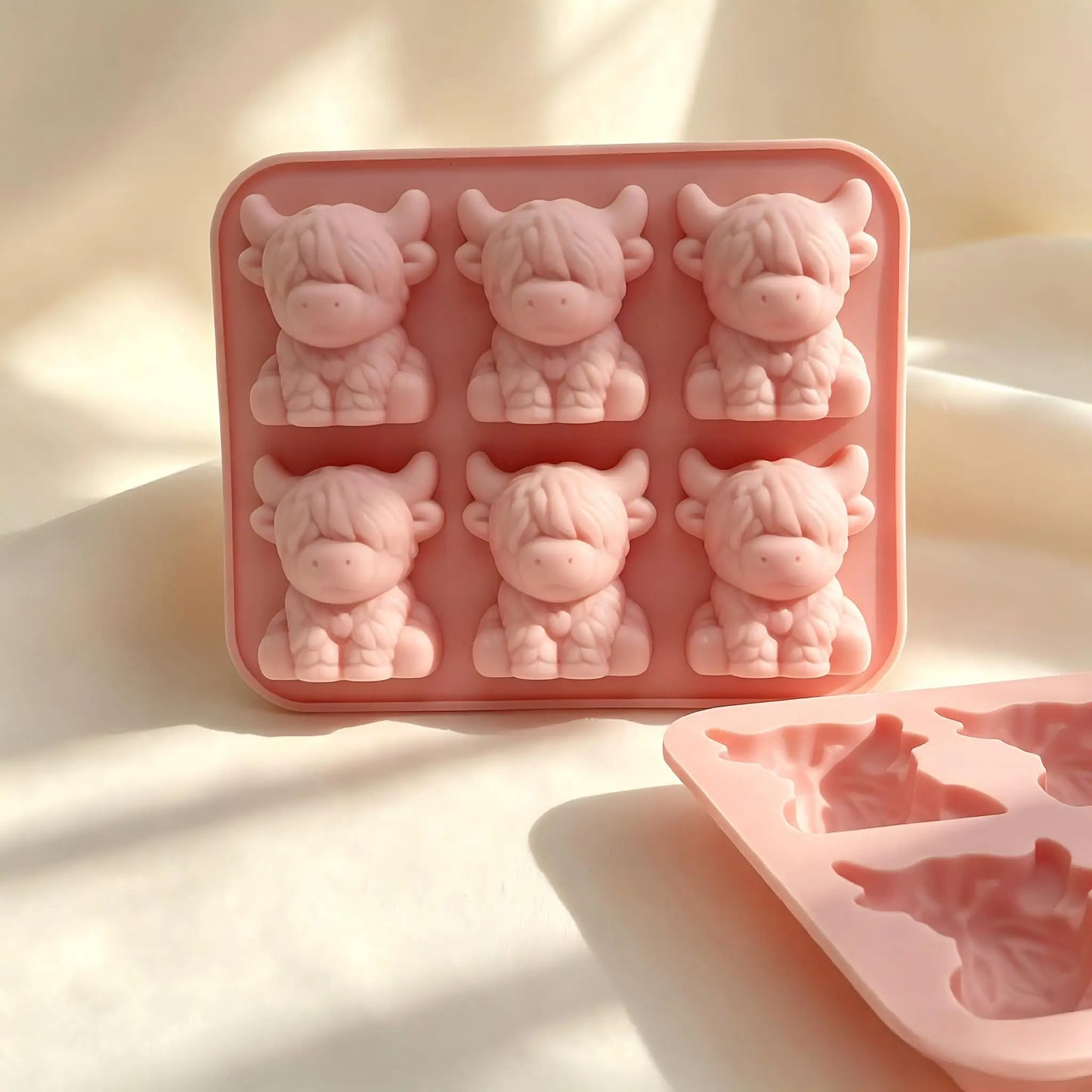 Highland Cow Silicone Ice Cube Mold
