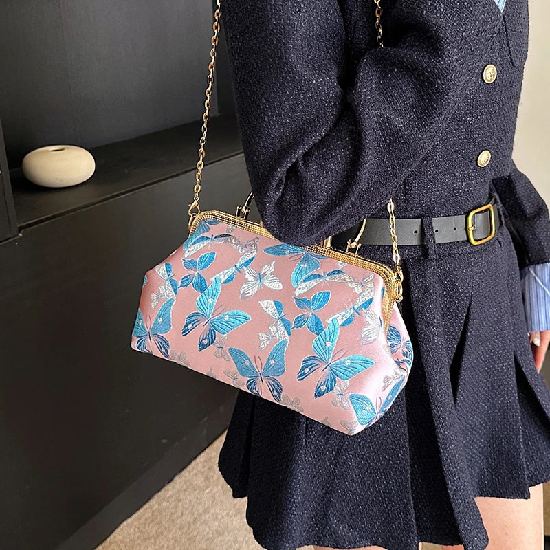 Vintage Embroidered Chain Clutch Handbag