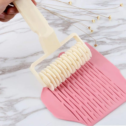 Plastic Lattice Pastry Roller Cutter