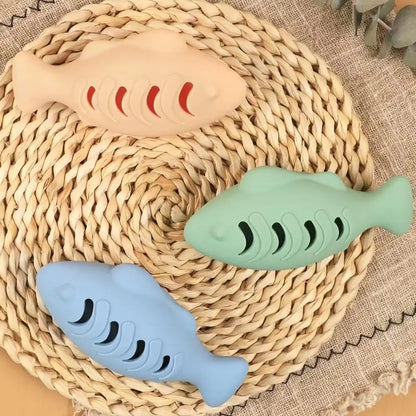 Interactive Silicone Fish Treat Dispenser Cat Toy