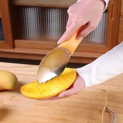 Multifunctional Mango Slicer & Dicer Tool