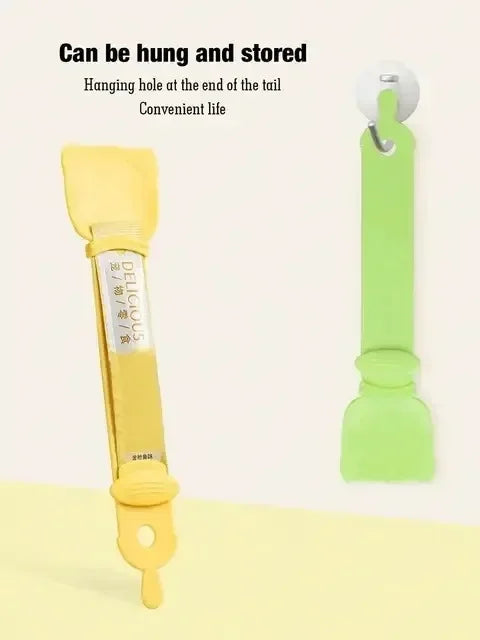 Long Handle Cat Wet Food Squeeze Spoon