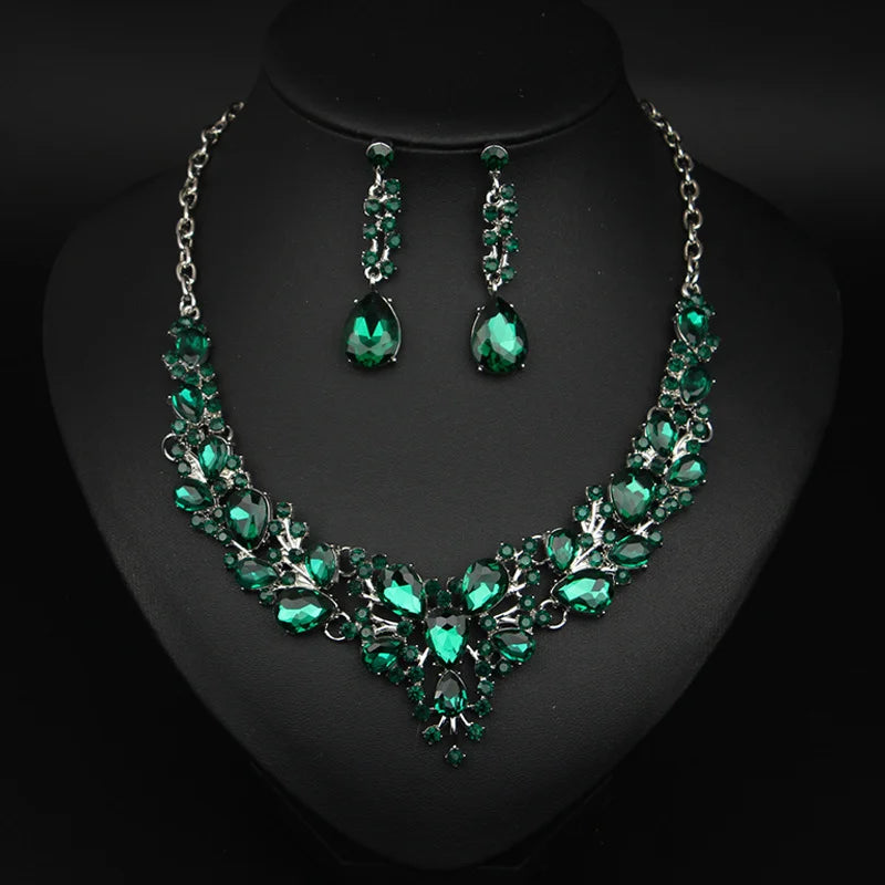 Women’s Retro Crystal Necklace & Earrings Set