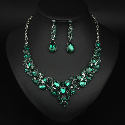 Women’s Retro Crystal Necklace & Earrings Set