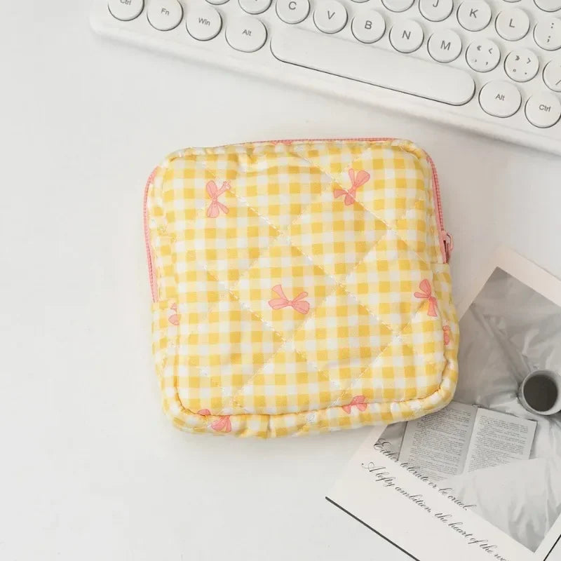 Heart Print Feminine Hygiene Storage Pouch