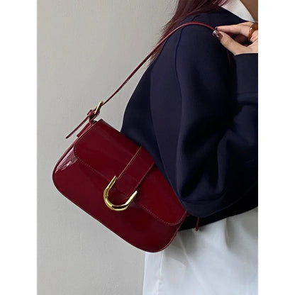 Vintage Horseshoe Buckle Crossbody Shoulder Bag