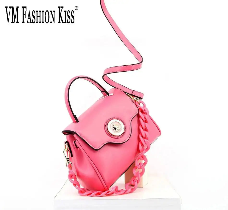 Luxury Women's Crossbody Bag with Fashion Chain Strap