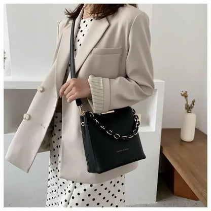 Minimalist Chain Bucket Crossbody Bag