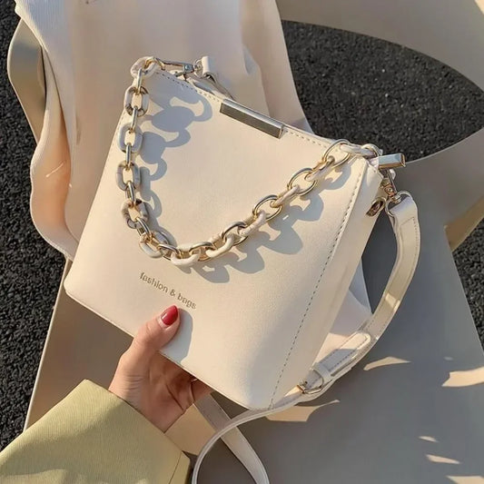 Minimalist Chain Bucket Crossbody Bag