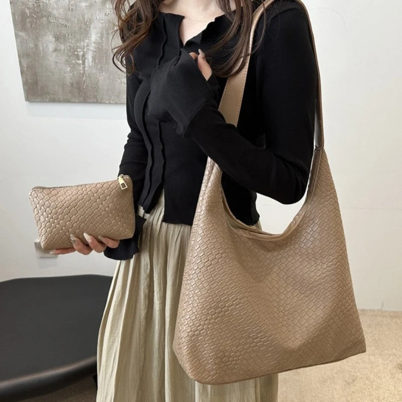 Large Capacity Casual Armpit Bag for Work & Daily Use