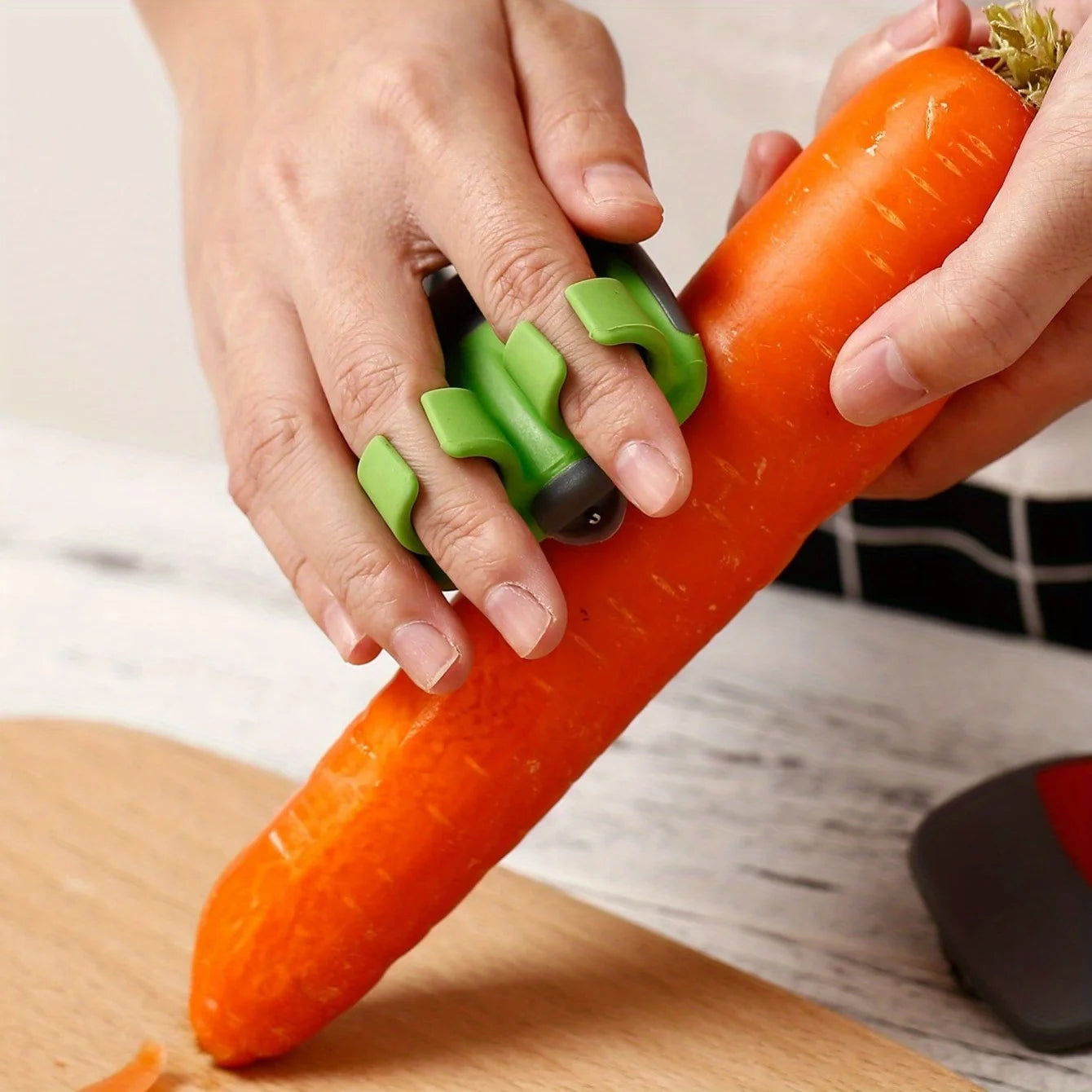 Stainless Steel Finger Grip Vegetable Peeler