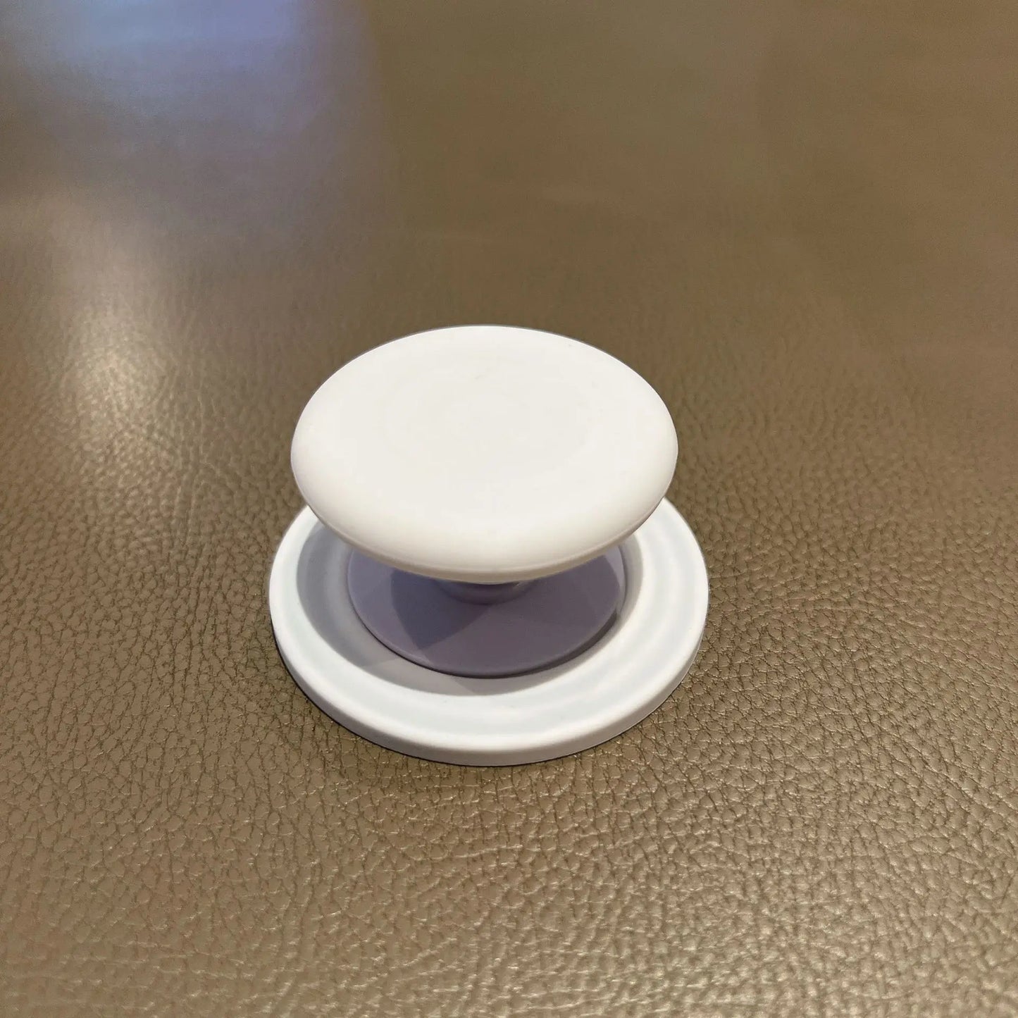 Water Ripple Silicone MagSafe Phone Grip Holder
