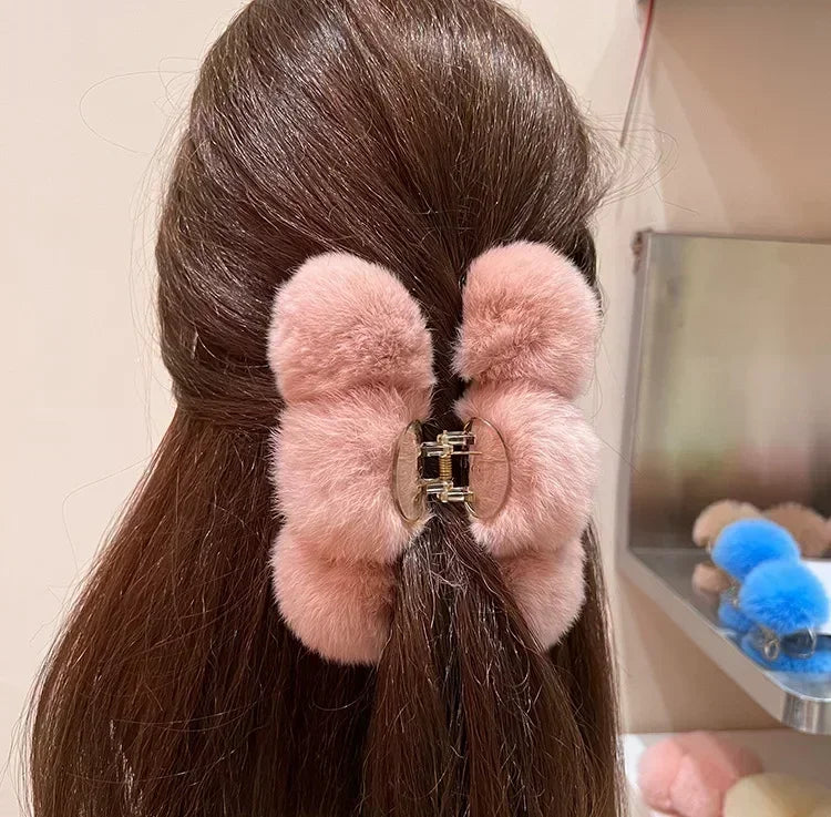 Women’s Furry Hair Claw Clip